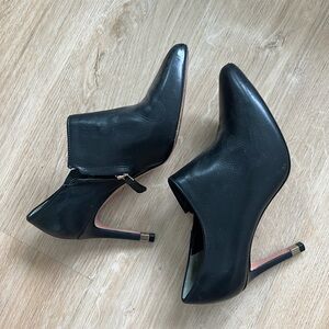 Tory Burch Black Leather Heeled Boots